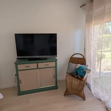 Cosy Avec Jardin Meauzac