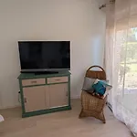 Cosy Avec Jardin Meauzac